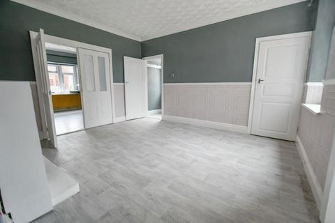 3 bedroom semi-detached house for sale, East Lane, Stainforth, Doncaster, South Yorkshire, DN7 5DT