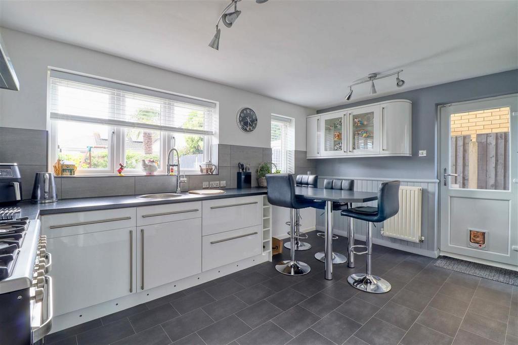 Kitchen/Breakfast