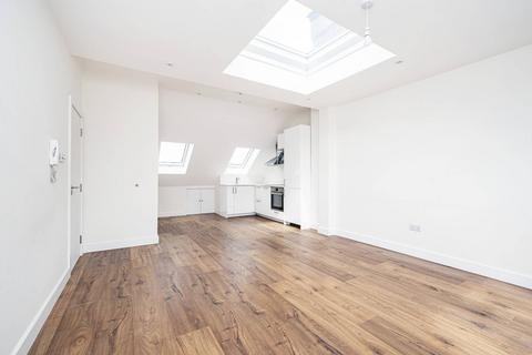 1 bedroom flat to rent, Clifton Gardens, Temple Fortune, London, NW11