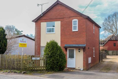 1 bedroom maisonette to rent, Brooklyn Court New Farm Road, Alresford, Hampshire, SO24