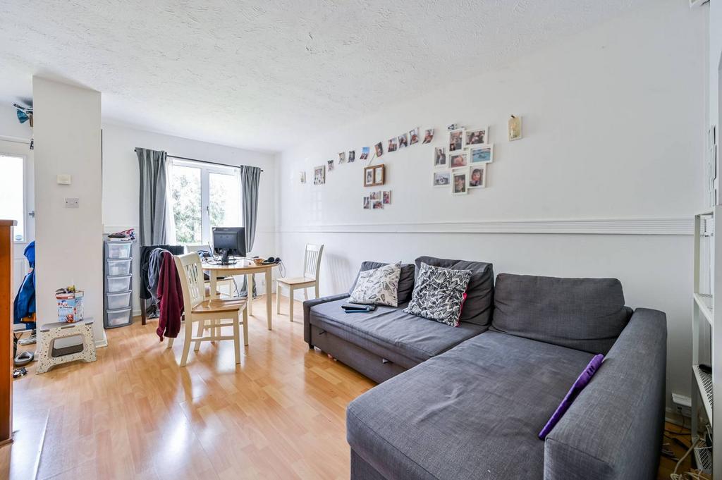 Matchless Drive, Woolwich Common... 2 bed terraced house for sale £
