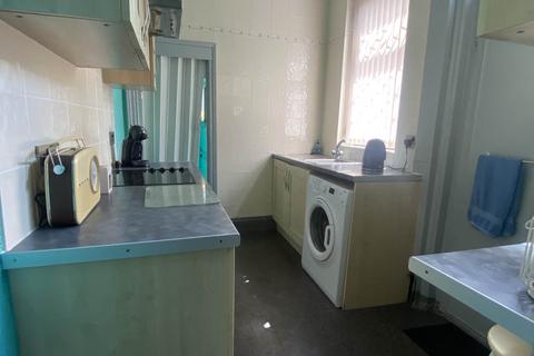 7 Verney Road, Royton, Oldham, OL2 6AZ