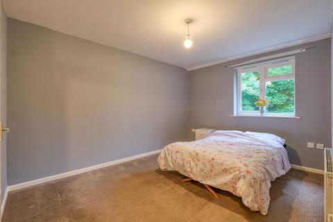 1 bedroom flat for sale, Catkins Close, Catshill, Bromsgrove, B61 0TT