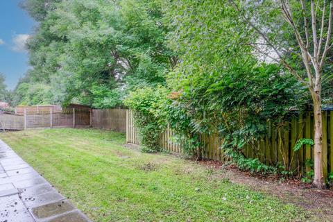 13 Catkins Close, Catshill, Bromsgrove, B61 0TT