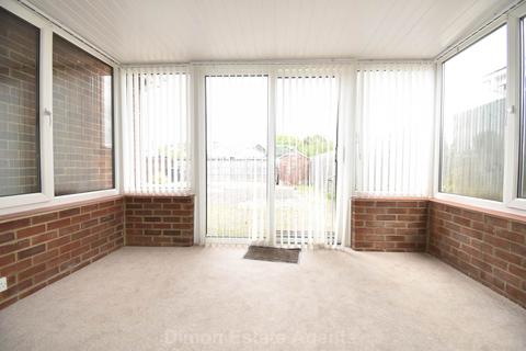 2 bedroom detached bungalow for sale, Petrel Walk, Peel Common