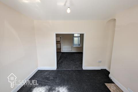 3 bedroom terraced house for sale, Aberdare Road, Abercynon