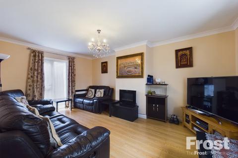 3 bedroom terraced house for sale, Explorer Avenue, Staines-upon-Thames, Surrey, TW19
