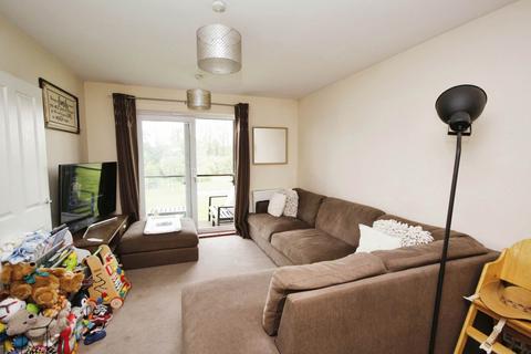 2 bedroom apartment to rent, Nicholson Park, Bracknell RG12