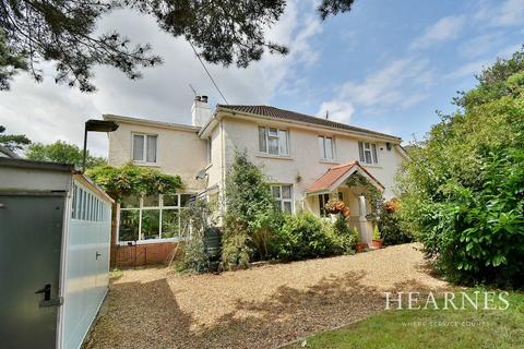 4 bedroom detached house for sale, Woodside Road, Ferndown, BH22