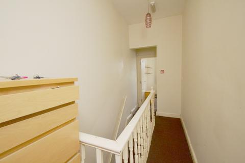 5 bedroom terraced house to rent, Filey Road, Manchester M14