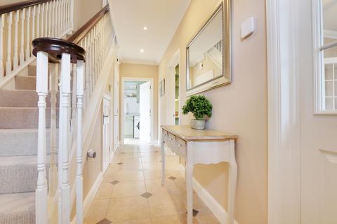 2 Hambledon Way, Sherfield On Loddon, Hook, RG27 0SB