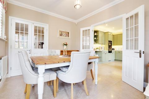 2 Hambledon Way, Sherfield On Loddon, Hook, RG27 0SB