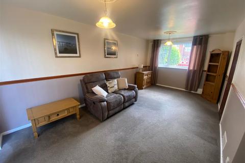 369 Denton Lane, Chadderton, Oldham, OL9 9AW