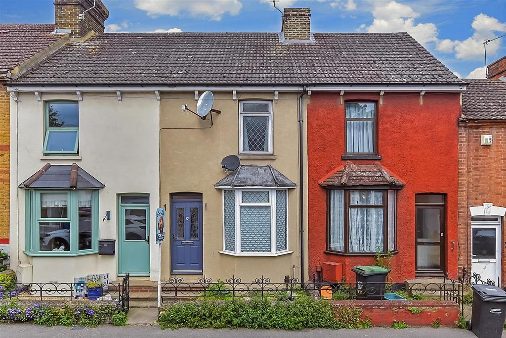 Malling Road, Snodland, Kent 2 bed terraced house for sale £275,000