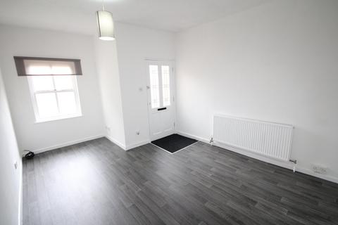 1 bedroom ground floor flat to rent, Luton House, 11 North Square, NEWPORT PAGNELL, MK16