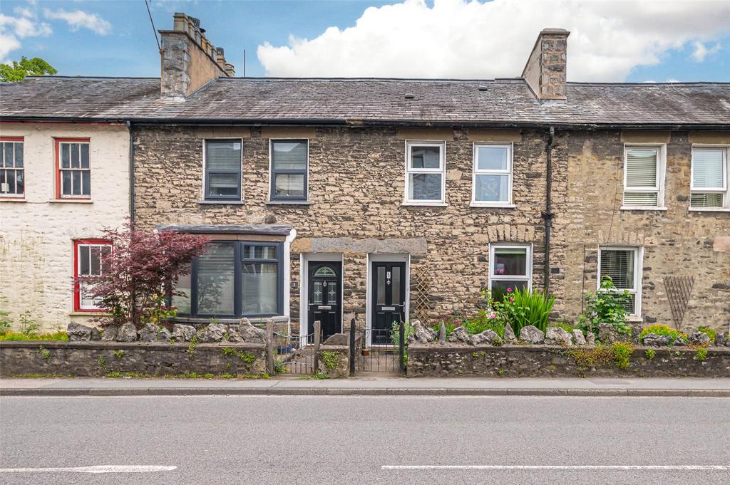 Kendal, Kendal LA9 2 bed terraced house for sale £230,000