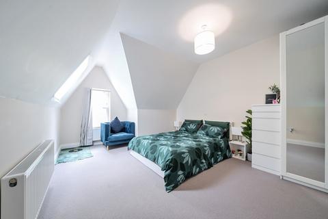 Flat 3, 3 Rickmansworth Road, Harefield, Uxbridge, UB9 6JY