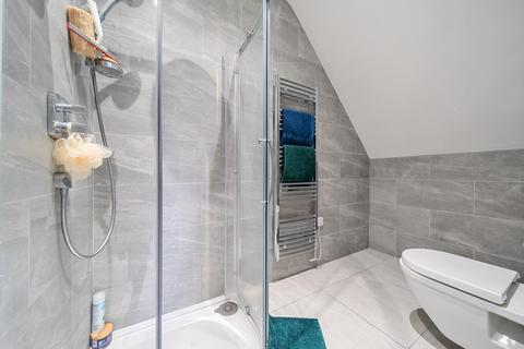 Flat 3, 3 Rickmansworth Road, Harefield, Uxbridge, UB9 6JY