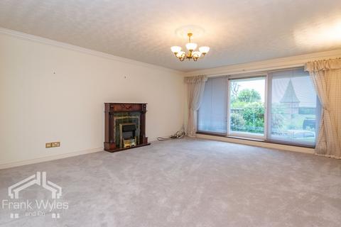 2 bedroom apartment for sale, St Johns Wood, Clifton Drive, Lytham