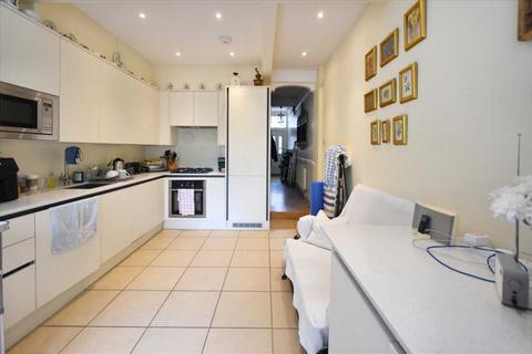 1 bedroom in a house share to rent, Shirley Road, Chiswick, Chiswick