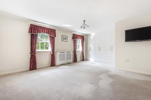 5 bedroom townhouse to rent, Virginia Water,  Surrey,  GU25