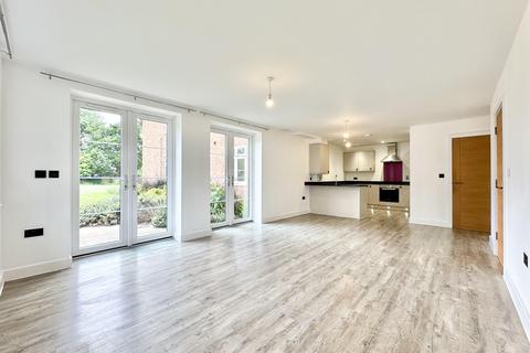 3 bedroom apartment for sale, Beaufoys Avenue, Ferndown BH22