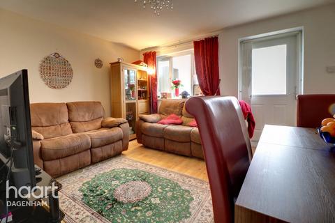 2 bedroom end of terrace house for sale, St Marks Place, Essex