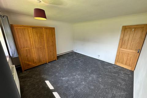 2 bedroom flat to rent, High Oaks, Stockton Lane,, YO31