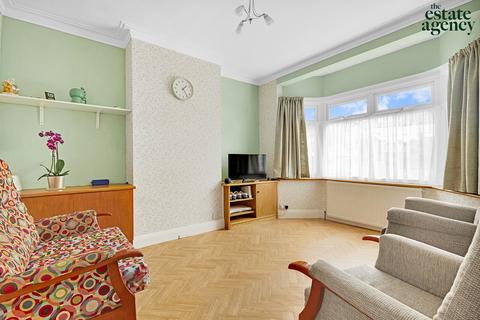4 bedroom terraced house for sale, Waltham Way, Chingford E4,