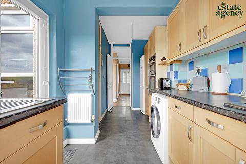 203 Waltham Way, London, E4 8AG