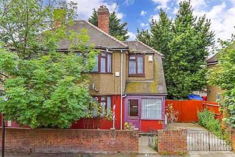 3 bedroom semi-detached house for sale, Hameway, East Ham