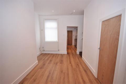 2 bedroom terraced house to rent, Greenway Road, Widnes, WA8