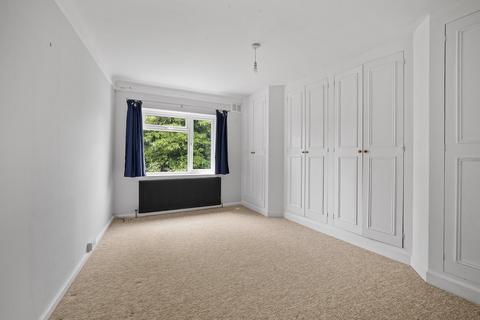 64, Riverbank Laleham Road, Staines-upon-thames, TW18 2QF