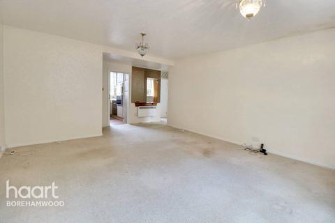 2 bedroom flat for sale, Boreham Holt, Borehamwood