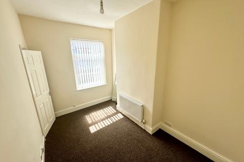2 bedroom terraced house to rent, Cumberland Street, Darlington DL3