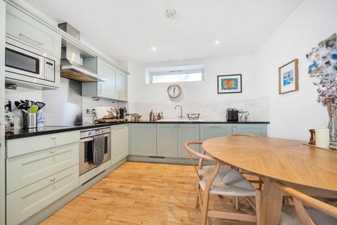 2 bedroom flat for sale, Norwood Road, Herne Hill