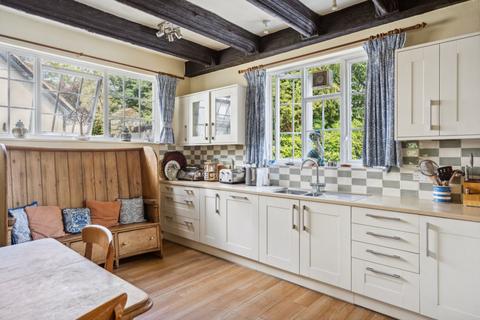 Jemima Cottage Marlow Road, Bourne End, SL8 5PJ