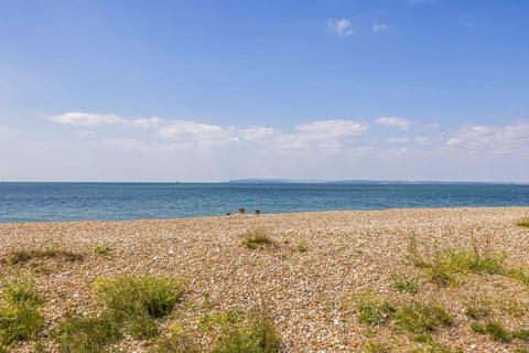 2 bedroom flat for sale, Anchor Court, Hayling Island, Hampshire