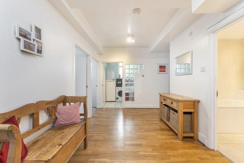 2 bedroom flat for sale, Ockendon Mews, Ockendon Road, Islington, London