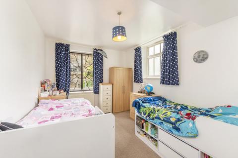 2 bedroom flat for sale, Ockendon Mews, Ockendon Road, Islington, London