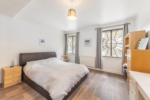 2 bedroom flat for sale, Ockendon Mews, Ockendon Road, Islington, London