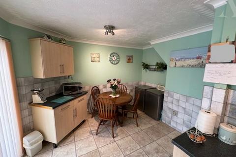 2 bedroom semi-detached house for sale, Darley Avenue, Hodge Hill, Birmingham, West Midlands