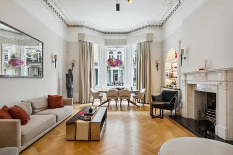 undefined, Fordham Court, 9-13 De Vere Gardens, London