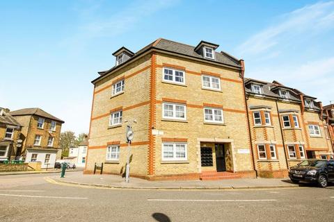 2 bedroom flat for sale, Tantivy Court, 91 Queens Road, Watford WD17 2QW