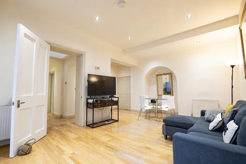 1 bedroom flat for sale, Chelsea Embankment, London, SW3