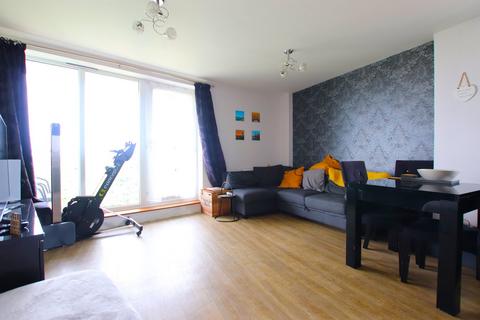 2 bedroom flat to rent, Whitestone Way, Croydon, CR0