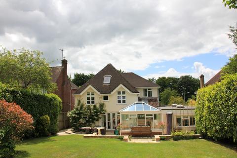 5 bedroom detached house for sale, Coombe Road, Salisbury, SP2