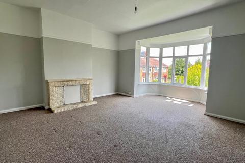 2 bedroom flat to rent, Manor Drive North, Boroughbridge Road, York, YO26
