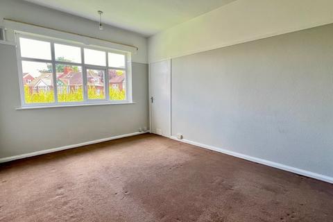2 bedroom flat to rent, Manor Drive North, Boroughbridge Road, York, YO26
