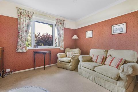 44 Dedmere Road, Marlow, SL7 1PG